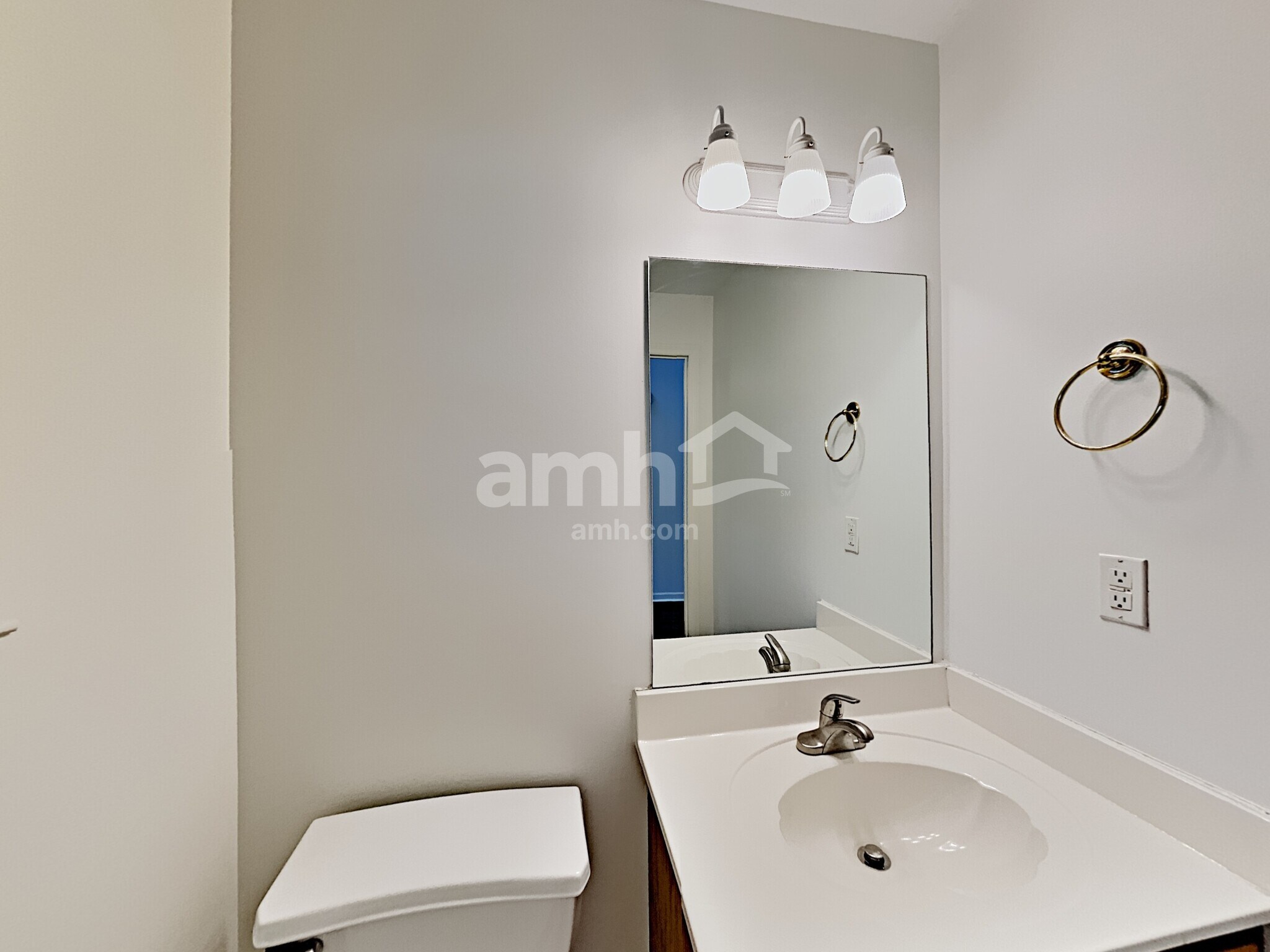 Building Photo - 1914 Amacher Dr