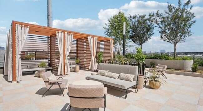 Building Photo - 660 11th St NW