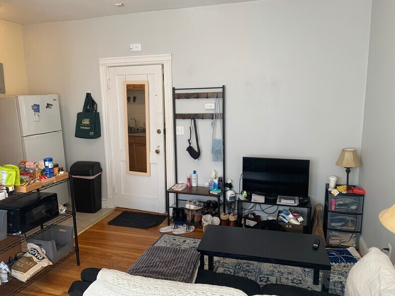 Building Photo - 1629 Commonwealth Ave