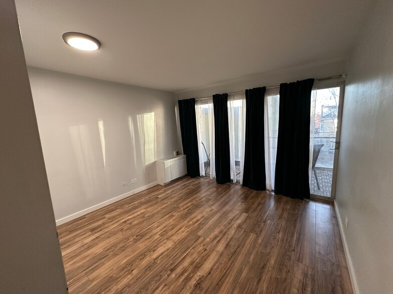 Building Photo - 888 N Logan St