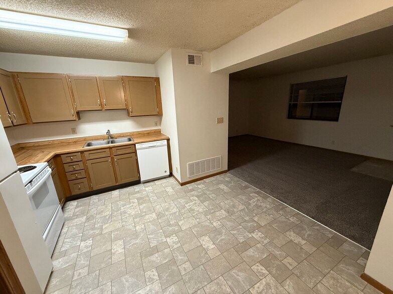 Building Photo - 1617 Prospect St