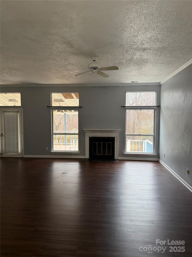 Building Photo - 9520 Marshbrooke Rd