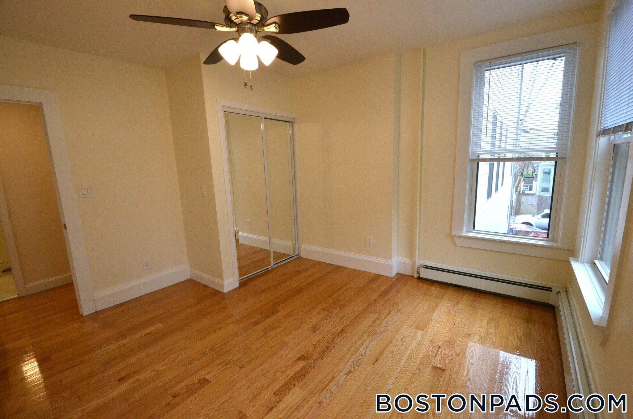 Building Photo - 35 Brookline St