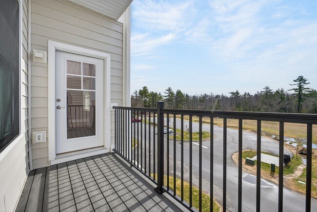 Building Photo - Gorgeous 2 Bed + Office | 2 Bath | 1,771 Sq Ft | Brand New Construction