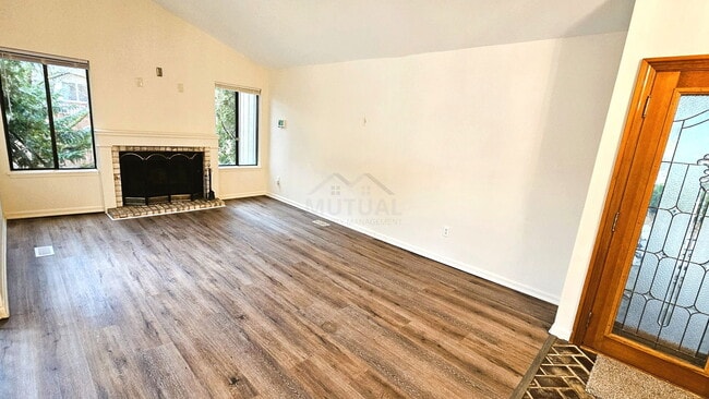 Building Photo - 5231 Bantry Dr