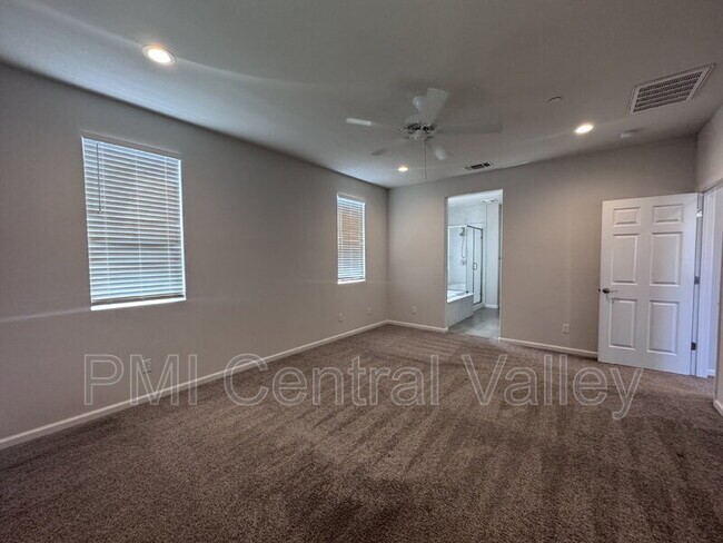 Building Photo - 349 Terra Mia Ave