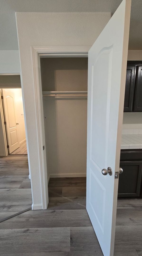 Building Photo - 6124 Royal Coach Cir