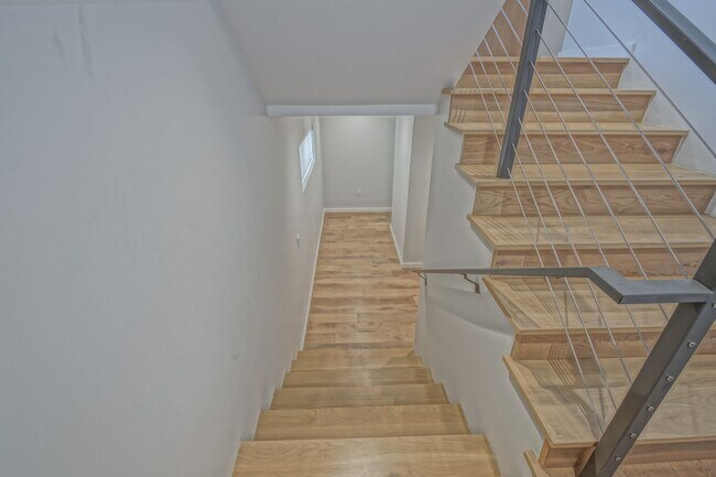 Building Photo - NEWER, LUXURIOUS & MODERN, 2920 SQ FT HOME W/ HIGH END DETAILS, AMAZING DECK/BALCONY SPACE, 2-CAR...