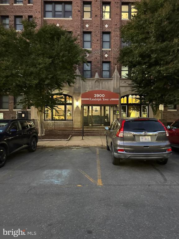 Building Photo - 3900 14th St NW