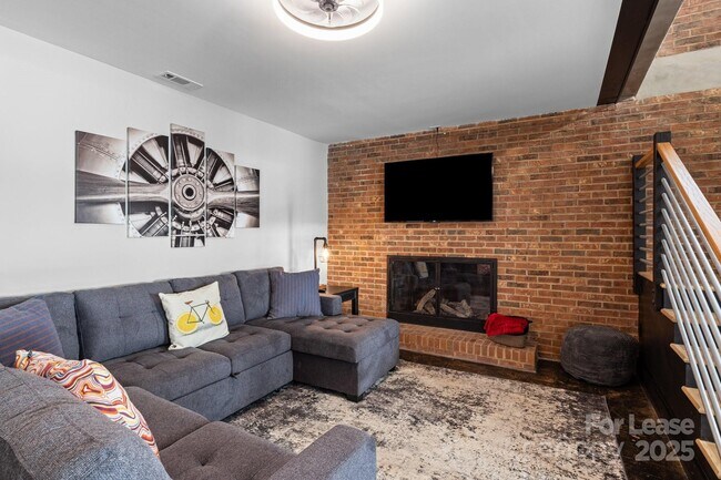 Building Photo - 4159 Todd St