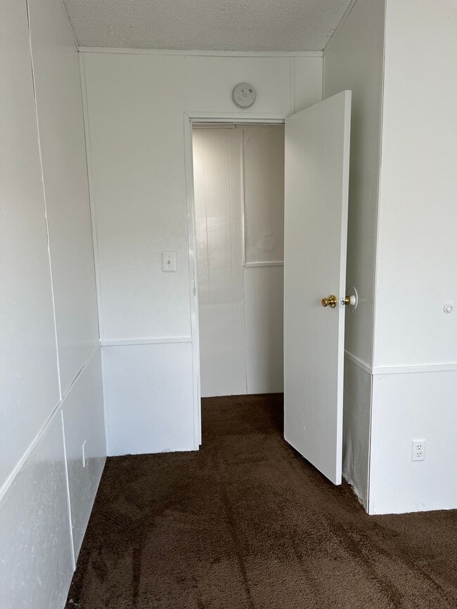 Building Photo - Welcome to the charming Riverdale Farms subdivision in Thornton, CO, where a delightful 3-bedroom...