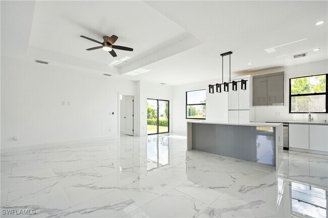 Building Photo - 4309 NW 38th Ave