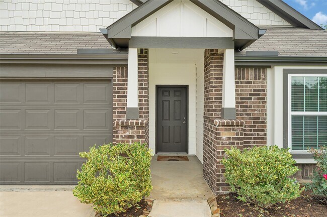 Building Photo - 30280 Kingston Heath Dr