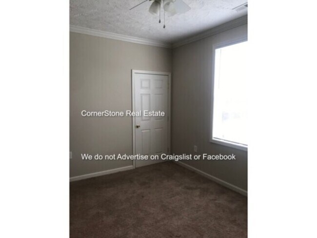 Building Photo - 4040 Bardstown Ct