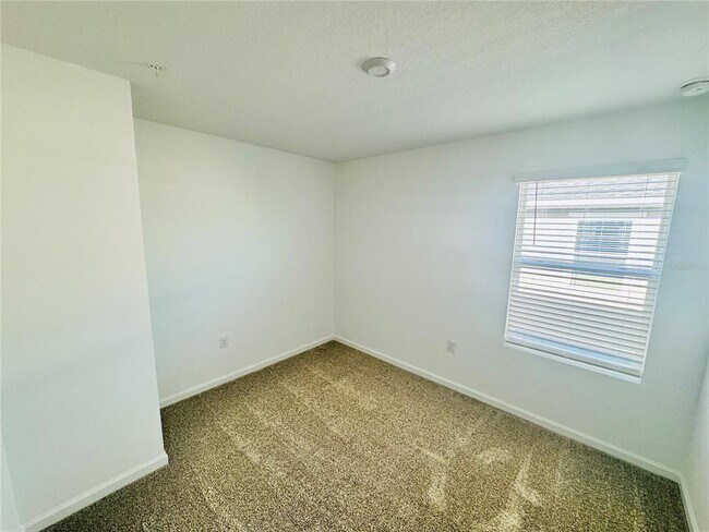 Building Photo - 3156 Gardenia Reserve St