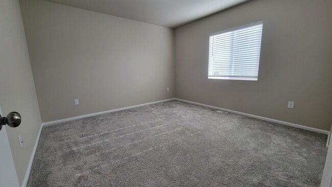 Building Photo - 7926 34th Pl NE