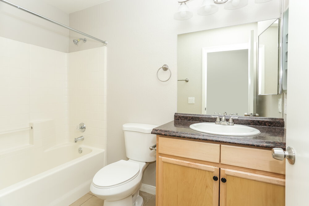 Building Photo - 504 Stonehurst Dr