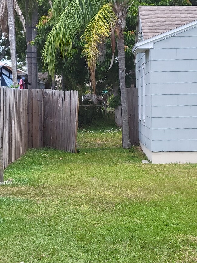 Building Photo - 2701 47th Ave N