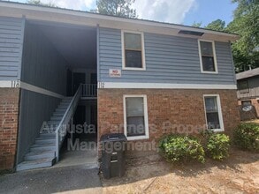 Building Photo - 114 Chalet North CT