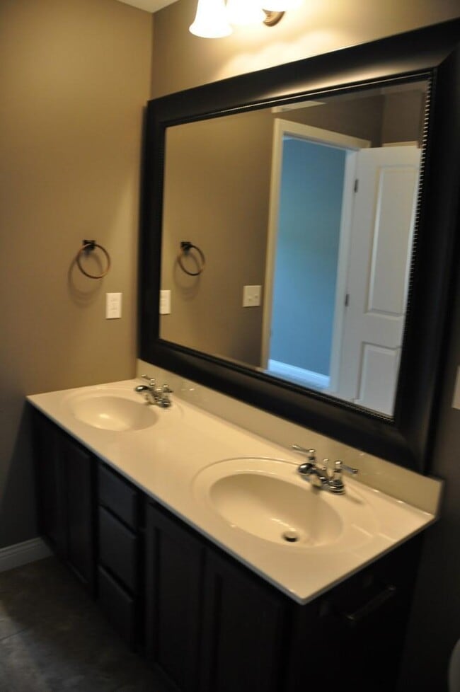 Building Photo - 3505 Timber Run Dr