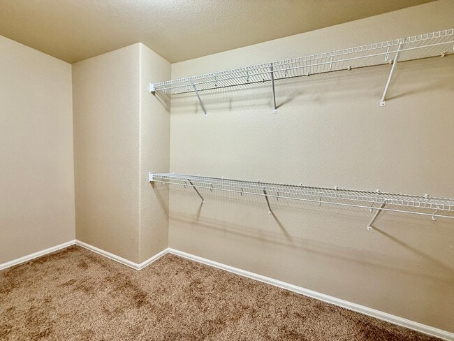 Building Photo - Spacious 4-Bedroom Home with Main level Living