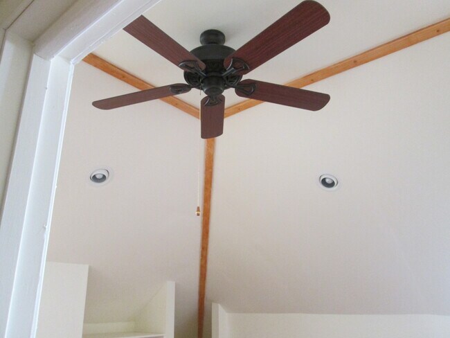 Building Photo - 53 Broadway