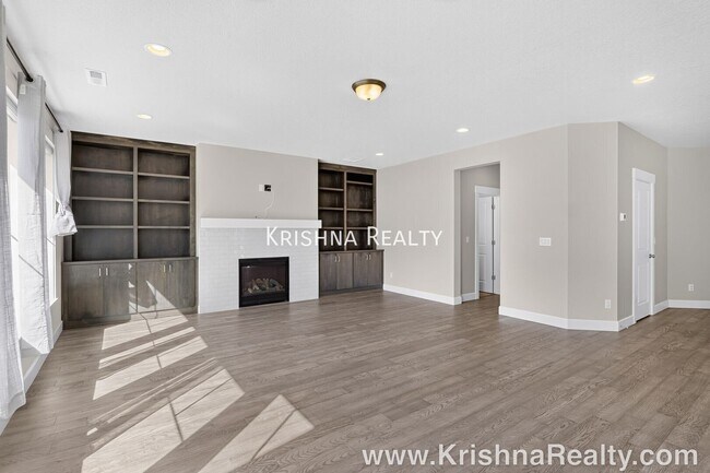 Building Photo - 3979 SE 68th Ave