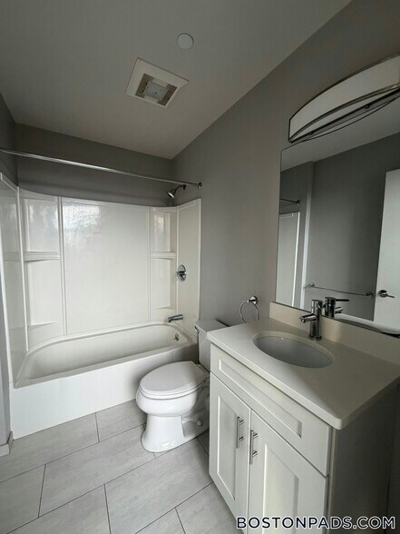 Building Photo - 23 Central Ave