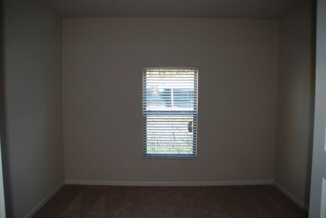 Building Photo - 1157 Fawn Forest Rd