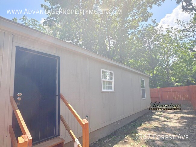 Building Photo - 2967 Forest Ave