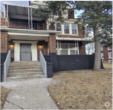 Building Photo - 8562 Quincy St