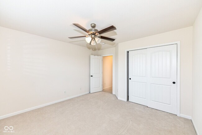 Building Photo - 6252 Sugar Maple Dr