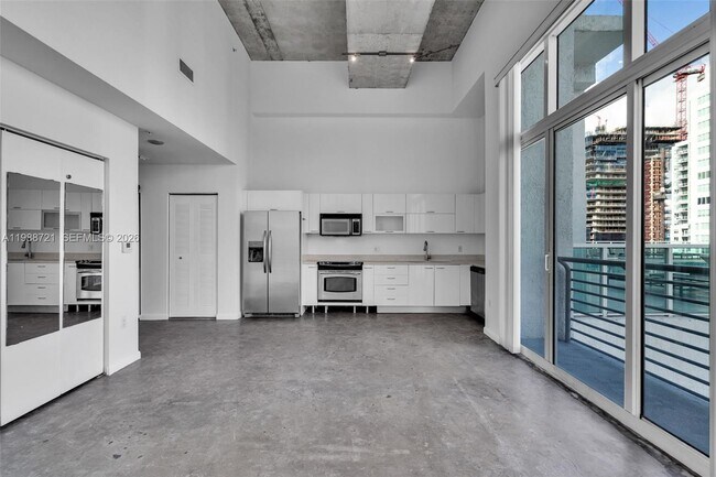 Building Photo - 133 NE 2nd Ave