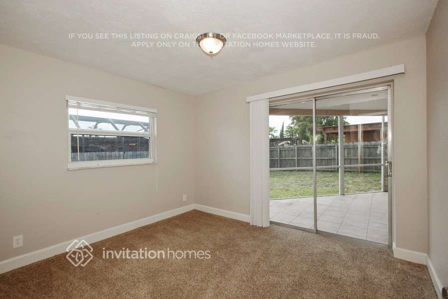 Building Photo - 272 NW 79th Terrace
