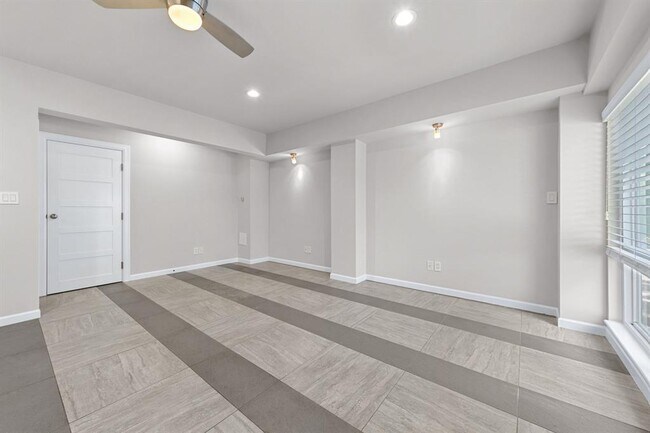 Building Photo - 3110 Red River St