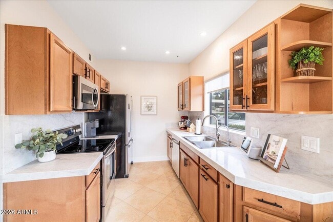 Building Photo - 9600 N 96th St