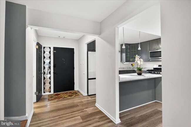 Building Photo - 9518 Miranda Ct