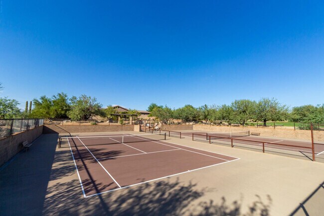 Building Photo - 10260 E White Feather Ln