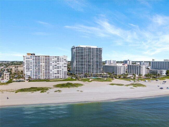 Building Photo - 1116 N Ocean Blvd
