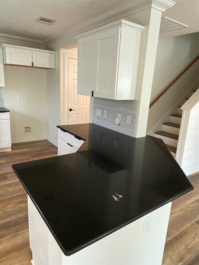 Building Photo - 2915 Beacon Grove St