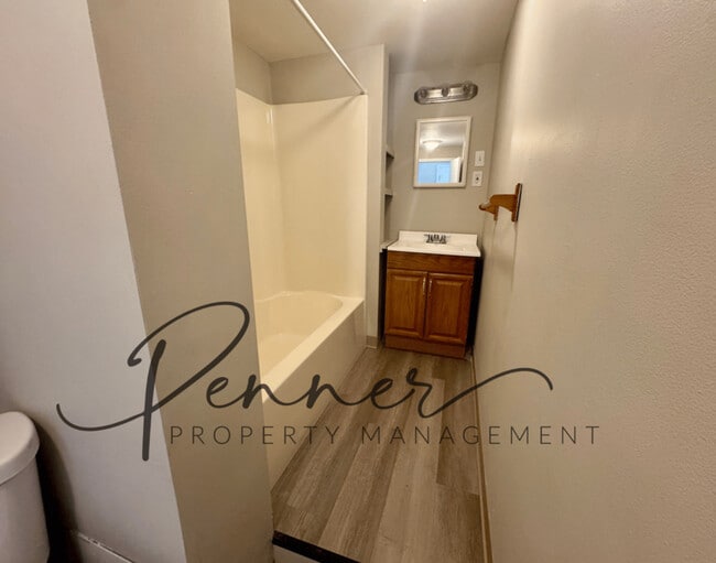 Building Photo - 6312 Raytown Rd