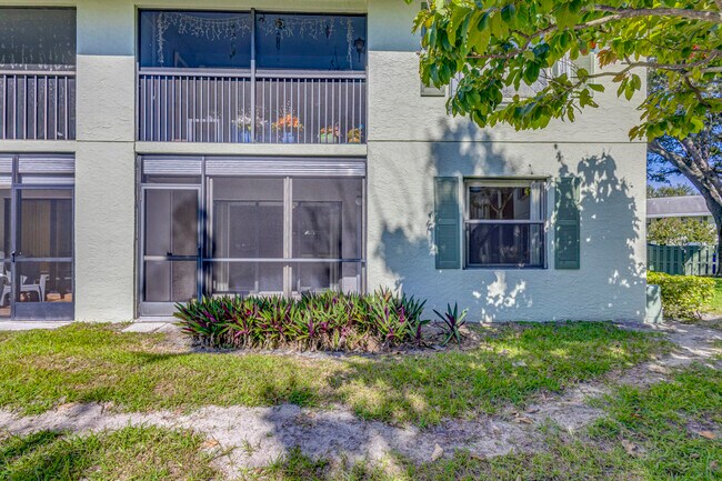 Building Photo - 601 Sabal Ridge Cir