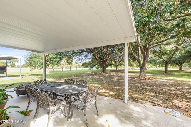 Building Photo - 1007 Baker Hughes Rd