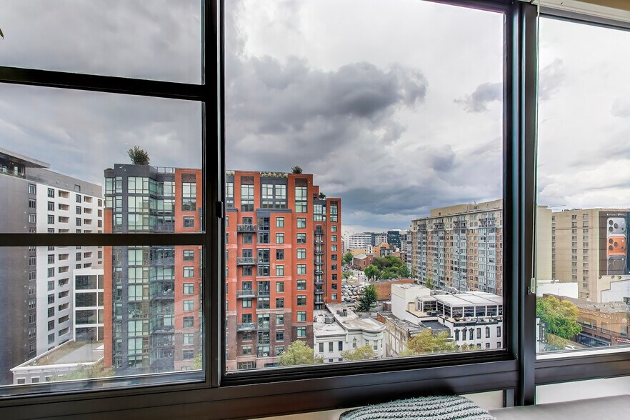 Building Photo - 475 K St NW