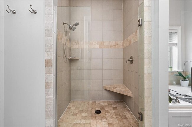 Building Photo - 1379 Tullahoma Dr