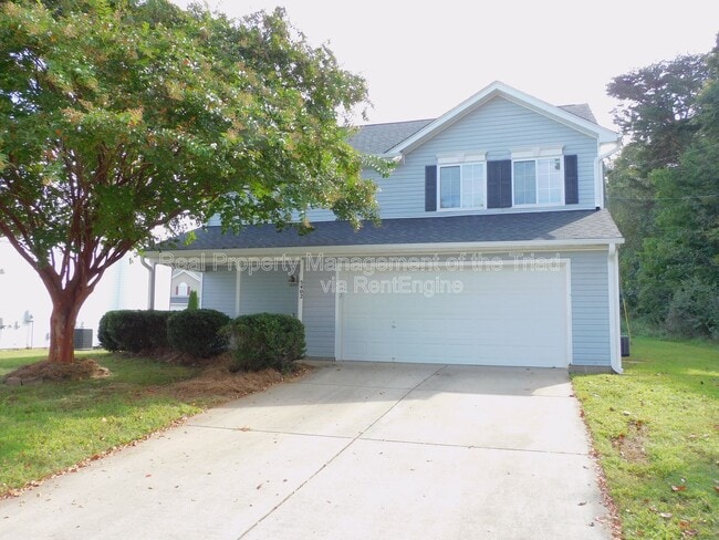 Primary Photo - 5402 Carriage Woods Dr