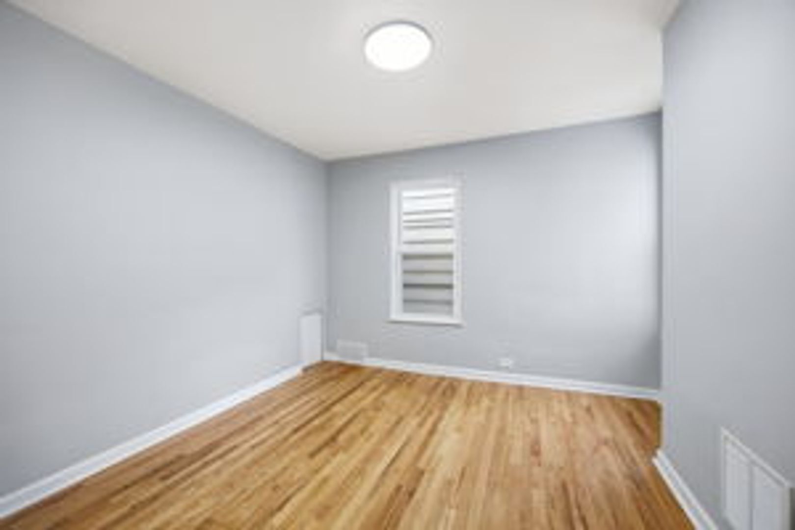 Building Photo - 312 Midland Ave