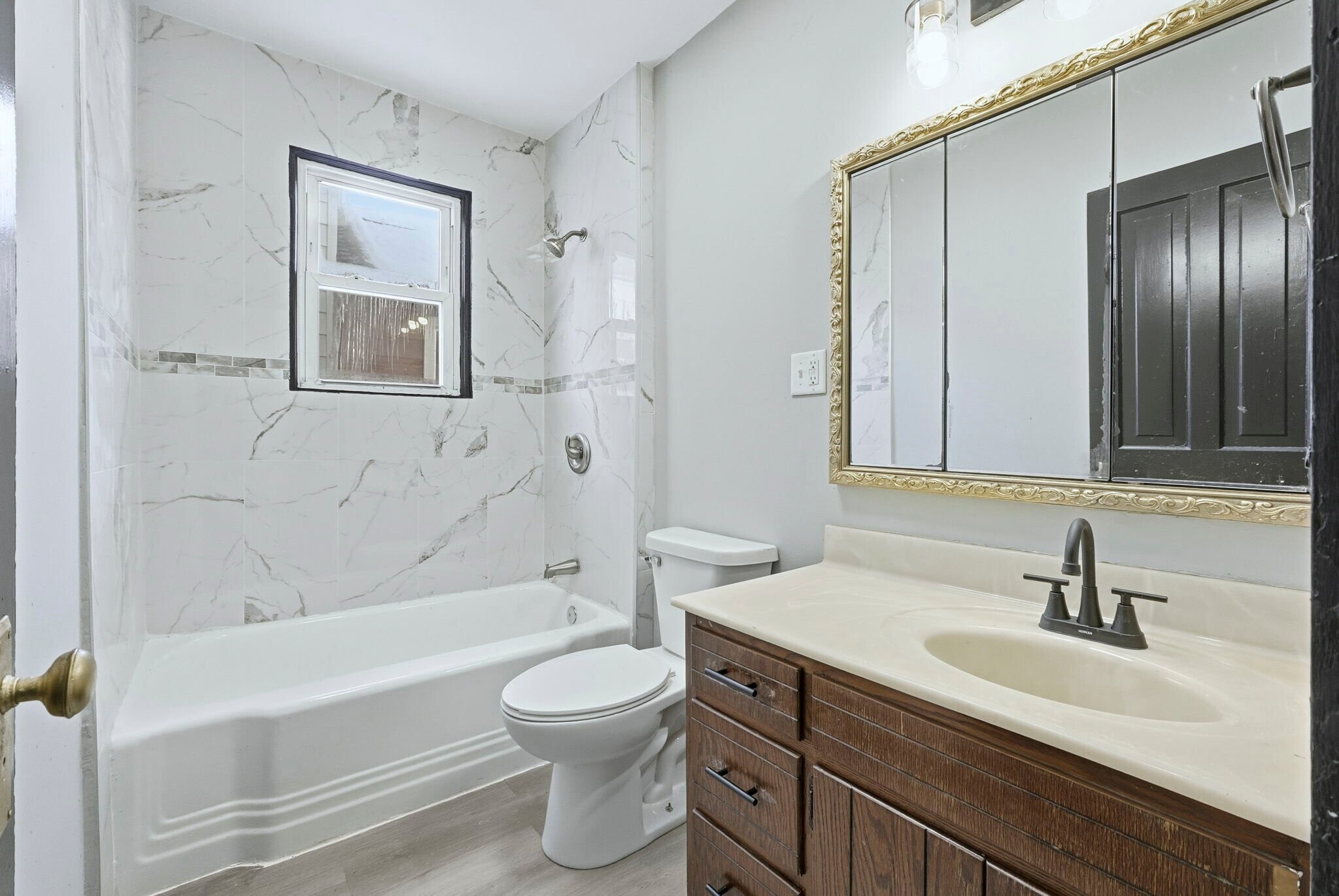 Building Photo - 2406 Miner St