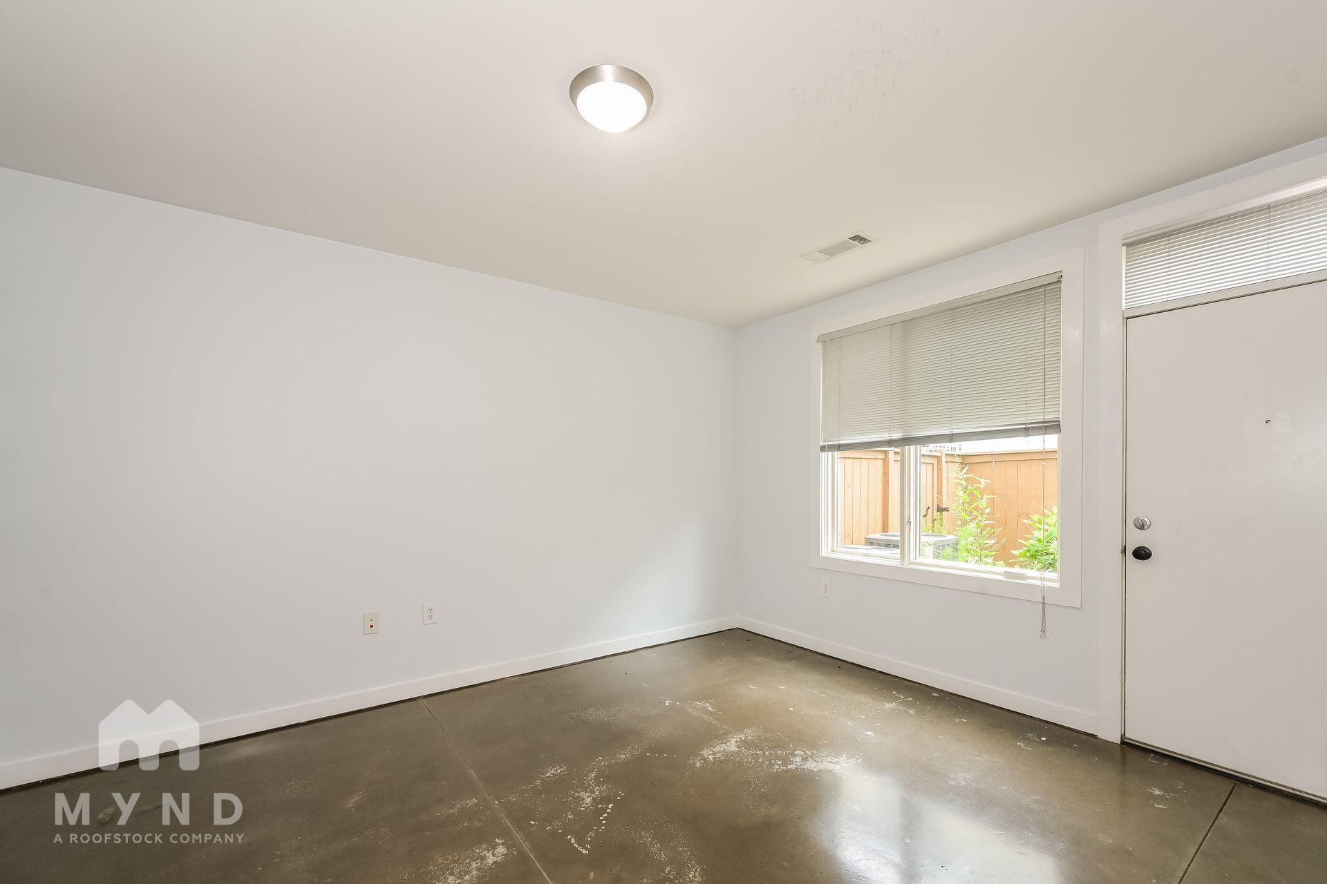 Building Photo - 1379 Stirling Cir NW