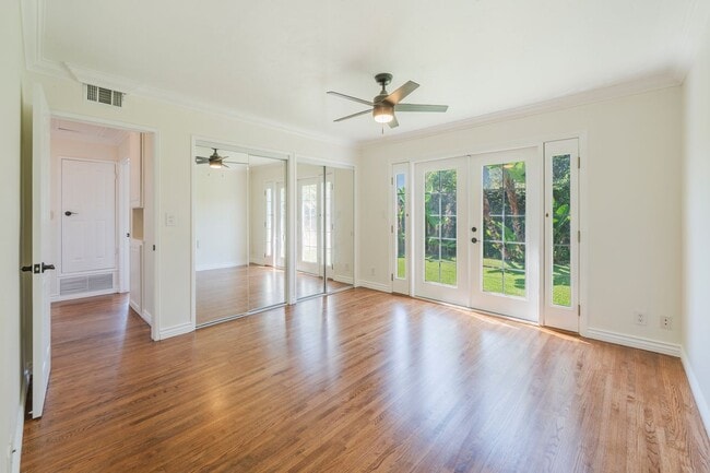 Building Photo - 15871 Belfast Ln